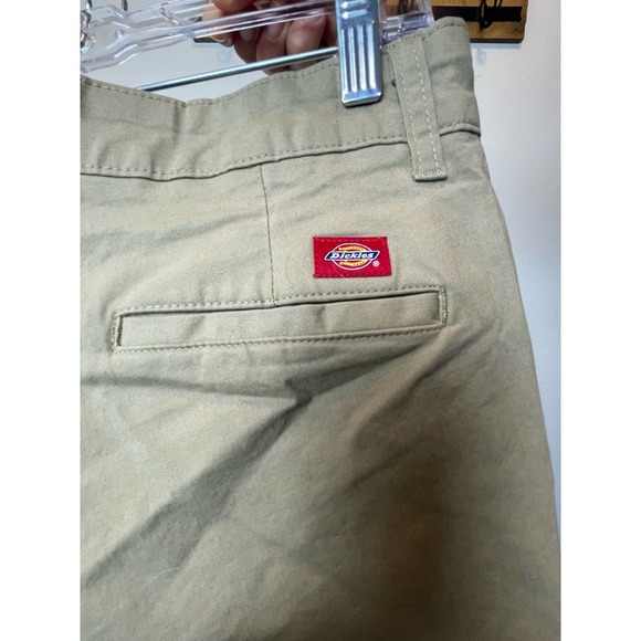 Dickies Womens Khaki | size 8 regular - Picture 3 of 8